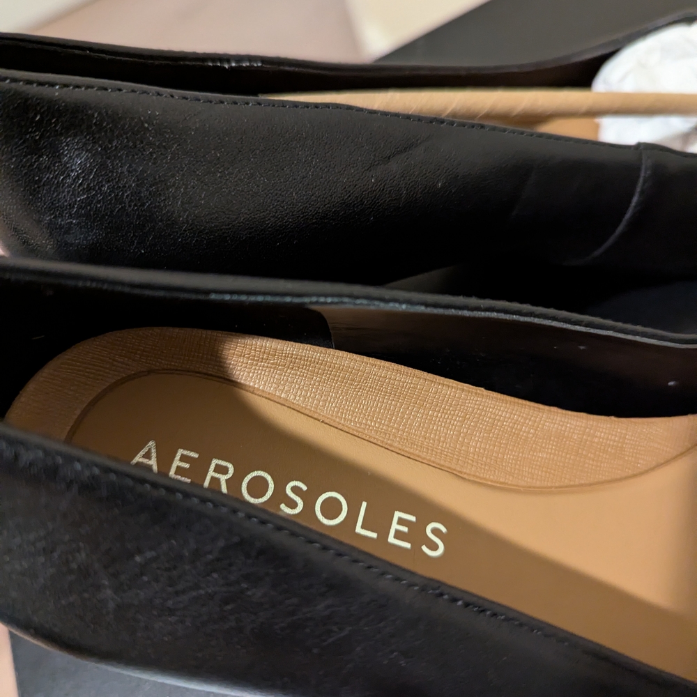 AEROSOLES Black Women's Heels - Picture 4 of 4